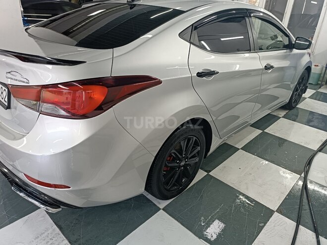 Hyundai Elantra 2015, 133,576 km - 1.8 л - Bakı