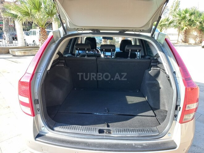 Kia Ceed 2011, 298,000 km - 1.6 l - Bakı