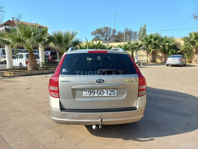 Kia Ceed 2011, 298,000 km - 1.6 l - Bakı