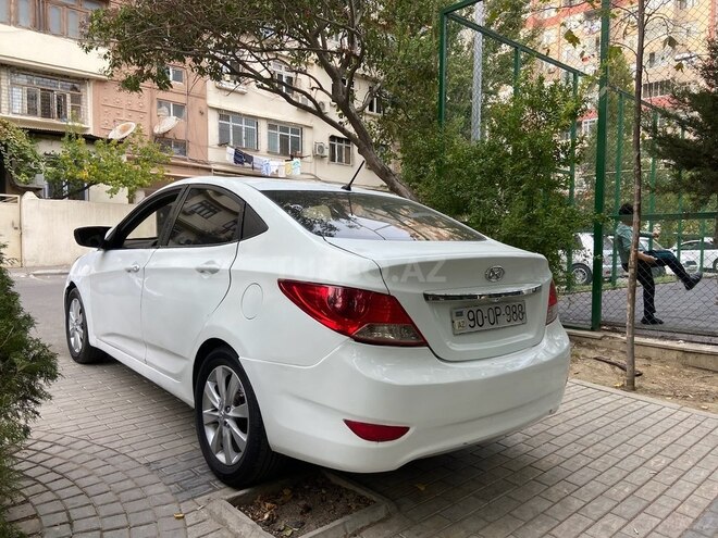 Hyundai Accent 2012, 275,412 km - 1.6 l - Bakı