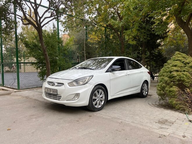 Hyundai Accent 2012, 275,412 km - 1.6 l - Bakı