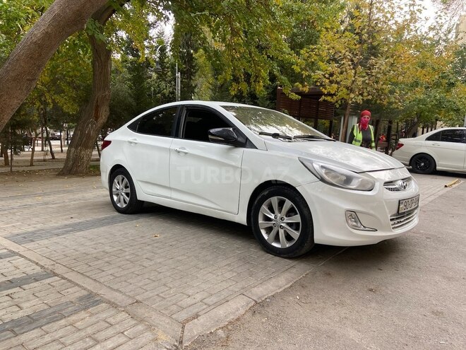 Hyundai Accent 2012, 275,412 km - 1.6 l - Bakı