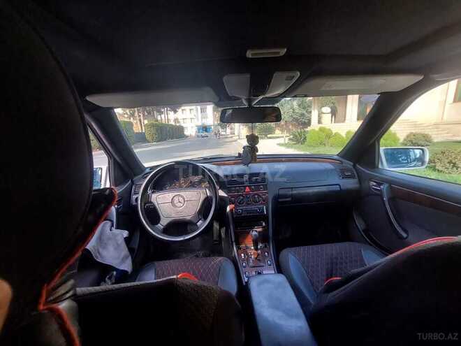 Mercedes C 250 1999, 490,000 km - 2.5 l - Salyan
