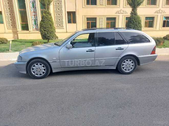 Mercedes C 250 1999, 490,000 km - 2.5 l - Salyan