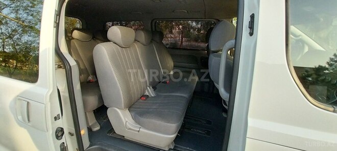 Hyundai H-1 2011, 254,000 km - 2.5 л - Bakı