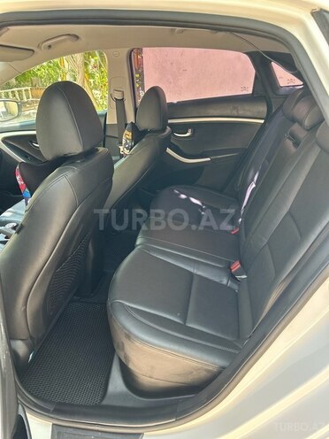 Hyundai i30 2015, 132,000 km - 1.6 l - Bakı