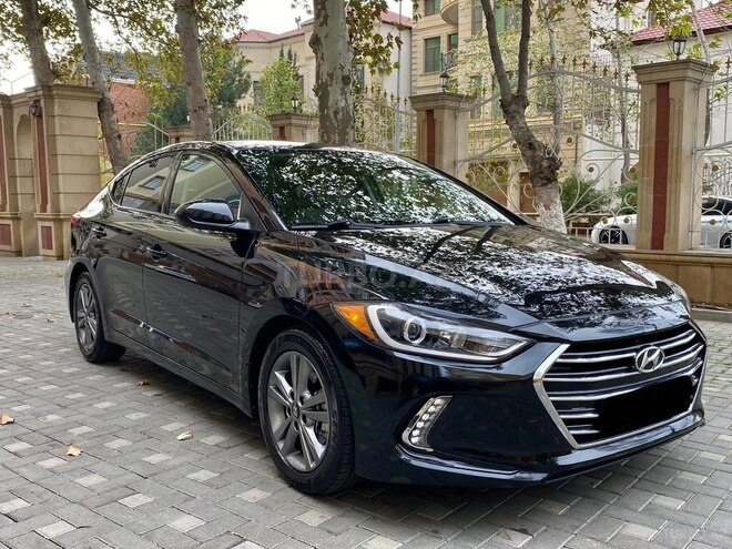 Hyundai Elantra 2018, 243,260 km - 2.0 л - Bakı