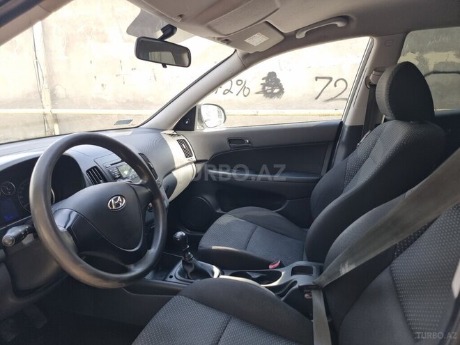 Hyundai i30 2009, 200,000 km - 1.4 l - Bakı