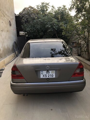 Mercedes C 220 1994, 340,000 km - 2.2 l - Bakı