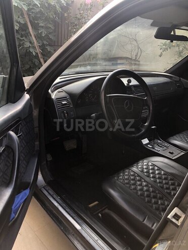 Mercedes C 220 1994, 340,000 km - 2.2 l - Bakı