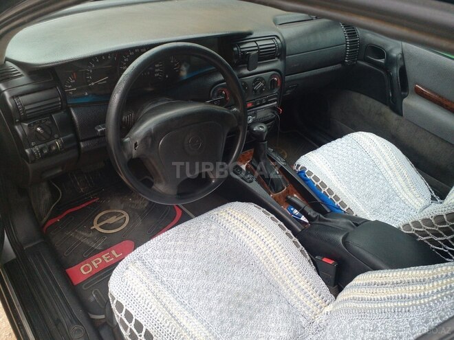 Opel Omega 1995, 286,535 km - 2.0 l - Bakı
