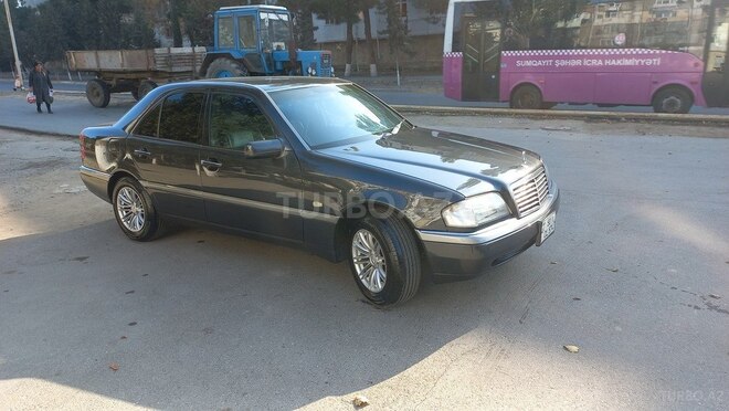Mercedes C 220 1994, 457,000 km - 2.2 l - Sumqayıt