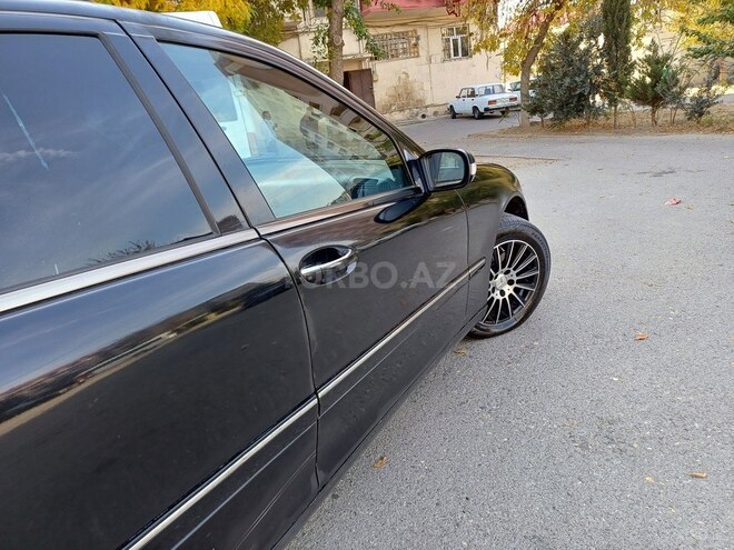 Mercedes C 240 2002, 320,000 km - 2.6 l - Sumqayıt