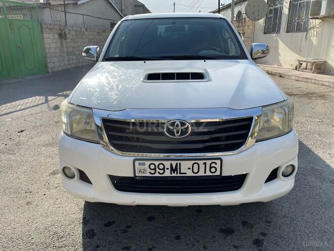 Toyota Hilux 2013, 160,000 km - 2.5 l - Bakı