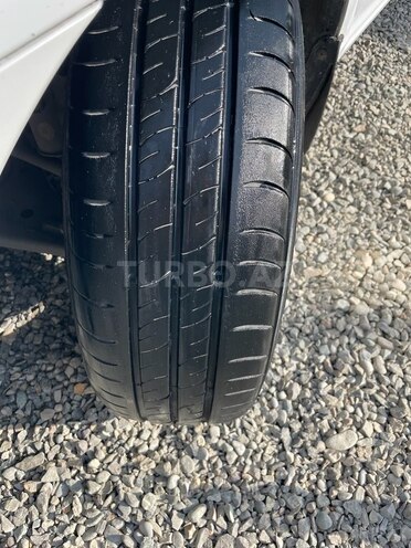 Hyundai Accent 2009, 260,000 km - 1.4 l - Bakı