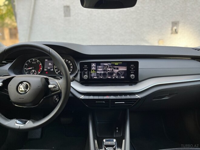 Skoda Octavia 2023, 5,200 km - 1.6 l - Bakı