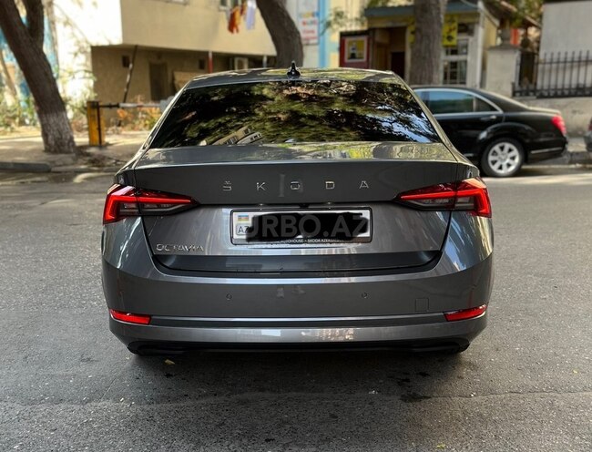 Skoda Octavia 2023, 5,200 km - 1.6 l - Bakı