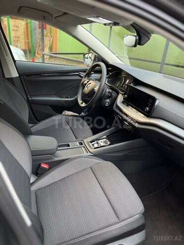 Skoda Octavia 2023, 5,200 km - 1.6 l - Bakı