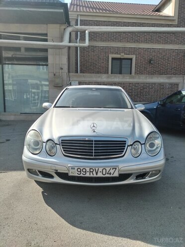 Mercedes E 220 2002, 300,234 km - 2.2 л - Bakı