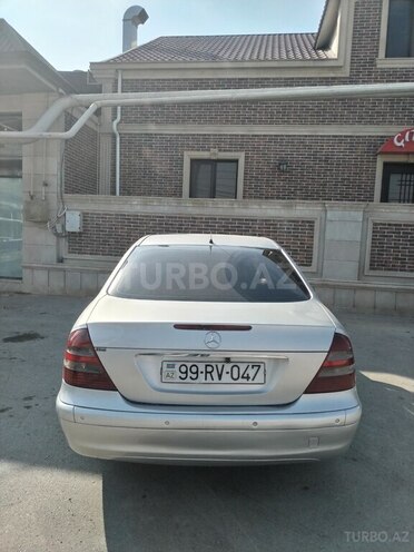 Mercedes E 220 2002, 300,234 km - 2.2 л - Bakı