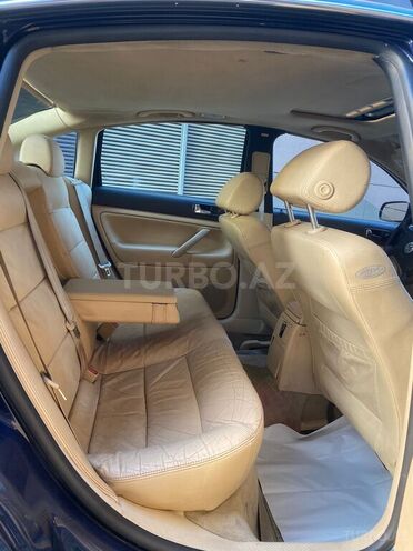 Volkswagen Passat 2003, 256,000 km - 1.8 l - Bakı