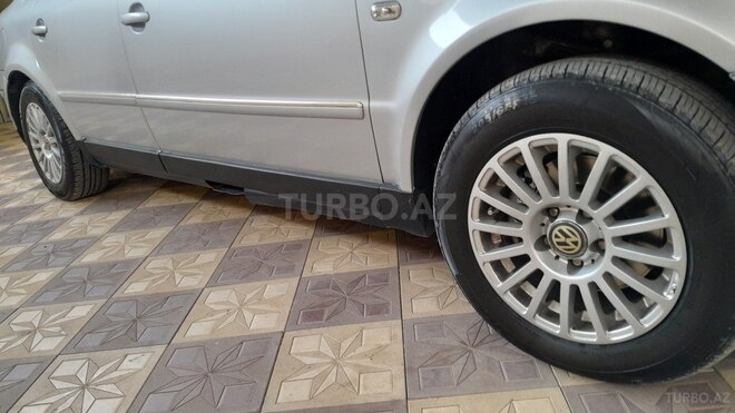 Volkswagen Passat 2003, 395,509 km - 1.8 l - Bakı