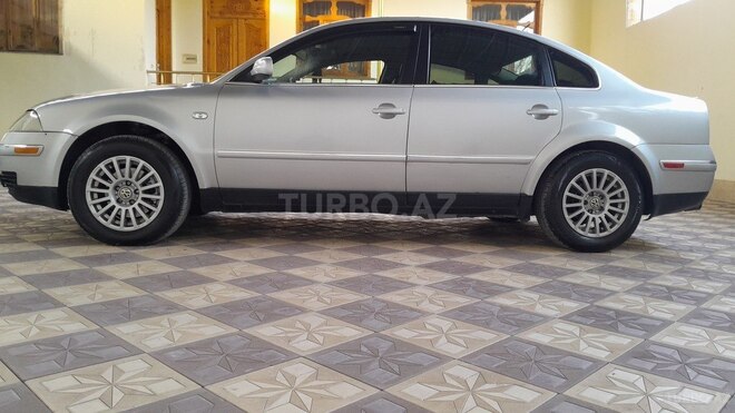 Volkswagen Passat 2003, 395,509 km - 1.8 l - Bakı