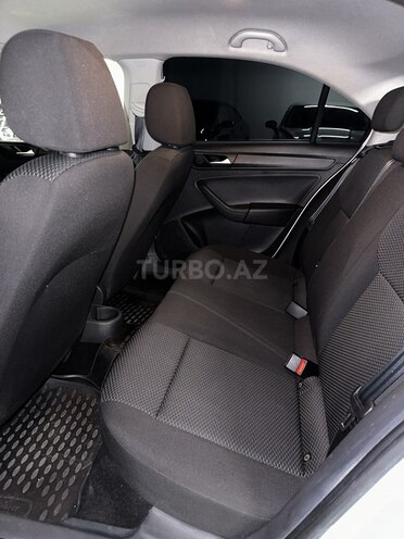 Volkswagen Polo 2021, 74,444 km - 1.6 л - Bakı