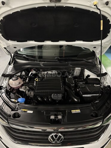 Volkswagen Polo 2021, 74,444 km - 1.6 л - Bakı