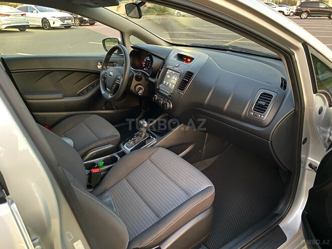 Kia Cerato 2017, 93,170 km - 2.0 l - Bakı
