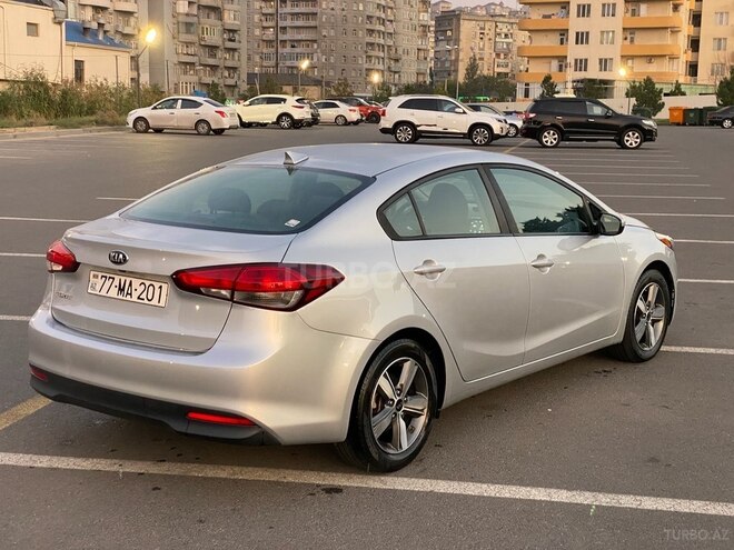 Kia Cerato 2017, 93,170 km - 2.0 l - Bakı