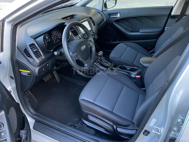 Kia Cerato 2017, 93,170 km - 2.0 l - Bakı