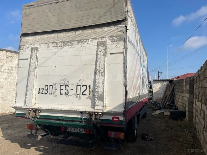 Mercedes Atego 817 2000, 560,000 km - 4.3 l - Bakı