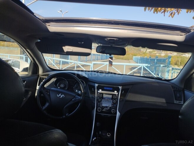 Hyundai Sonata 2011, 210,000 km - 2.4 l - Quba