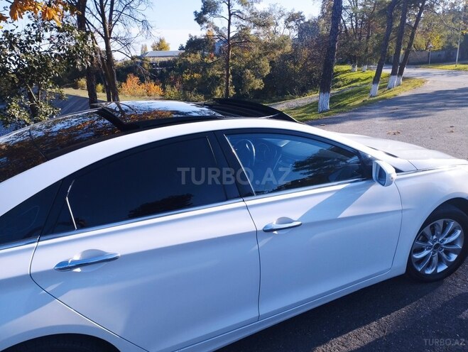 Hyundai Sonata 2011, 210,000 km - 2.4 l - Quba