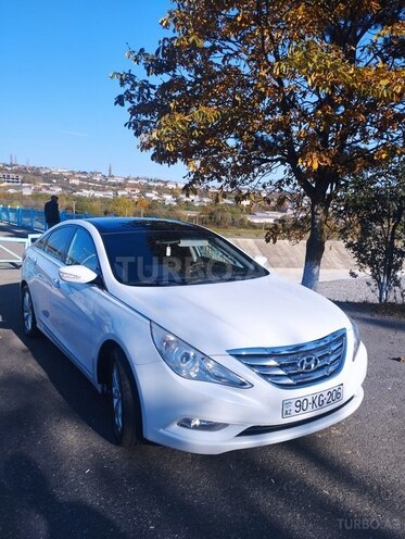 Hyundai Sonata 2011, 210,000 km - 2.4 l - Quba