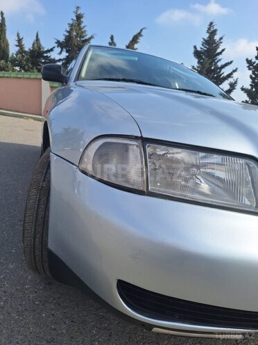 Audi A4 1996, 356,982 km - 1.6 l - Xırdalan
