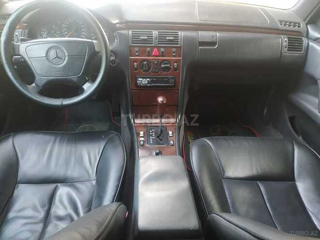 Mercedes E 230 1997, 356,660 km - 2.3 l - Sumqayıt