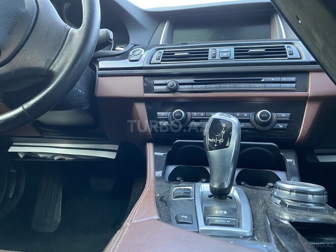 BMW 520 2014, 230,000 km - 2.0 l - Bakı