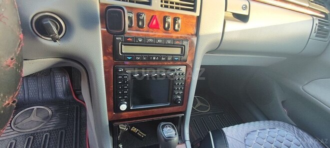 Mercedes E 280 2000, 433,792 km - 2.8 l - Kürdəmir