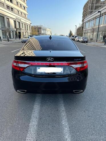 Hyundai Grandeur 2014, 215,772 km - 2.4 l - Bakı