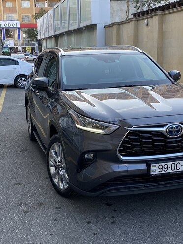 Toyota Highlander 2021, 28,000 km - 2.5 l - Bakı