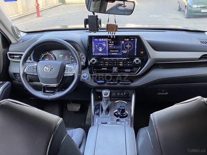 Toyota Highlander 2021, 28,000 km - 2.5 l - Bakı