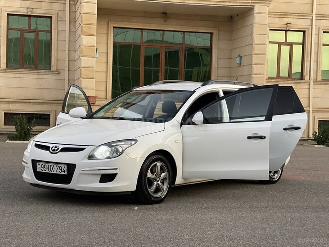 Hyundai i30 2009, 272,027 km - 1.4 л - İmişli