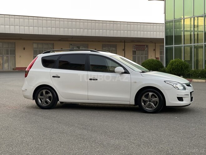 Hyundai i30 2009, 272,027 km - 1.4 л - İmişli