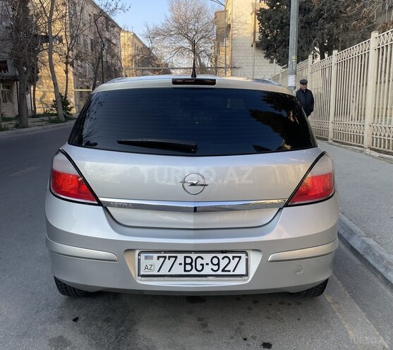 Opel Astra 2005, 212,000 km - 1.4 l - Bakı