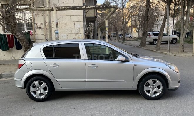 Opel Astra 2005, 212,000 km - 1.4 l - Bakı