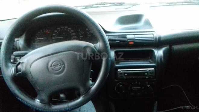 Opel Astra 1995, 250,000 km - 1.6 l - Bakı