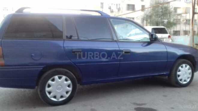 Opel Astra 1995, 250,000 km - 1.6 l - Bakı