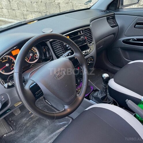 Kia Rio 2006, 196,000 km - 1.4 l - Bakı